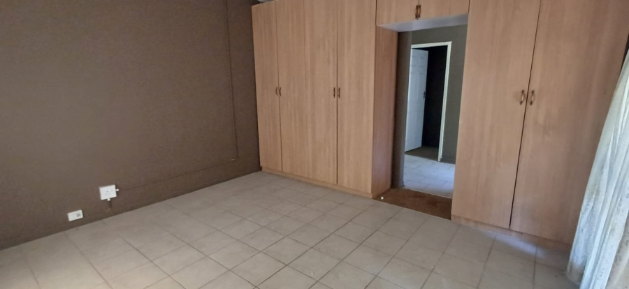 4 Bedroom Property for Sale in La Hoff North West